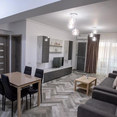 C&Y Zev Apartments Mamaia Eksteriør bilde