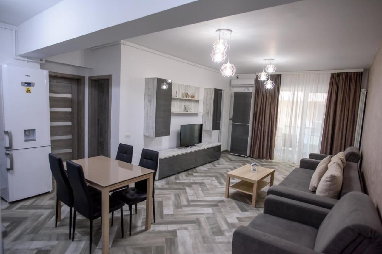 C&Y Zev Apartments Mamaia Eksteriør bilde