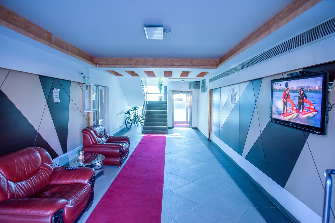 C&Y Zev Apartments Mamaia Eksteriør bilde