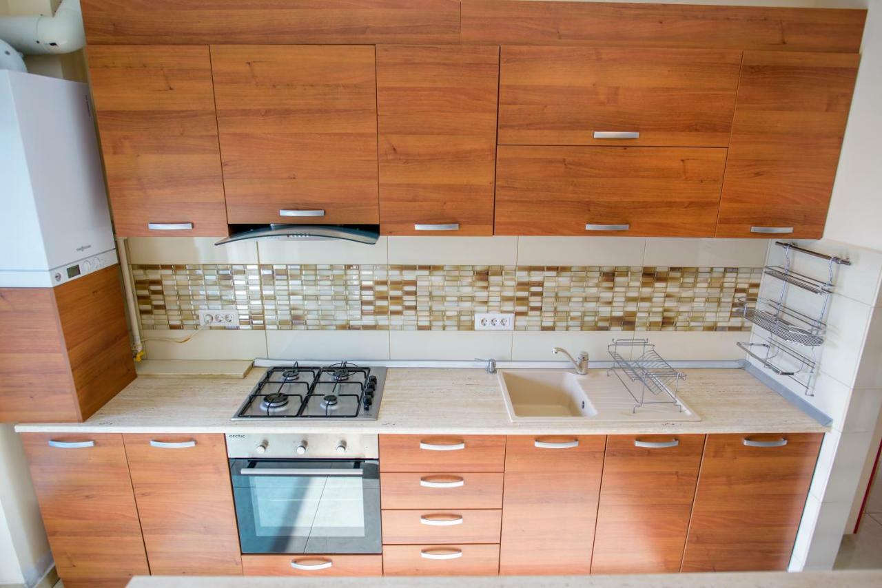 C&Y Zev Apartments Mamaia Eksteriør bilde